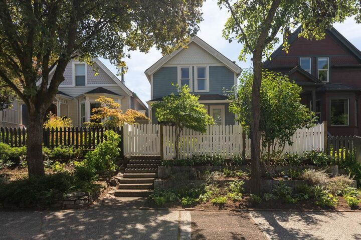 Property Photo:  618 Union Street  BC V6A 2B9 