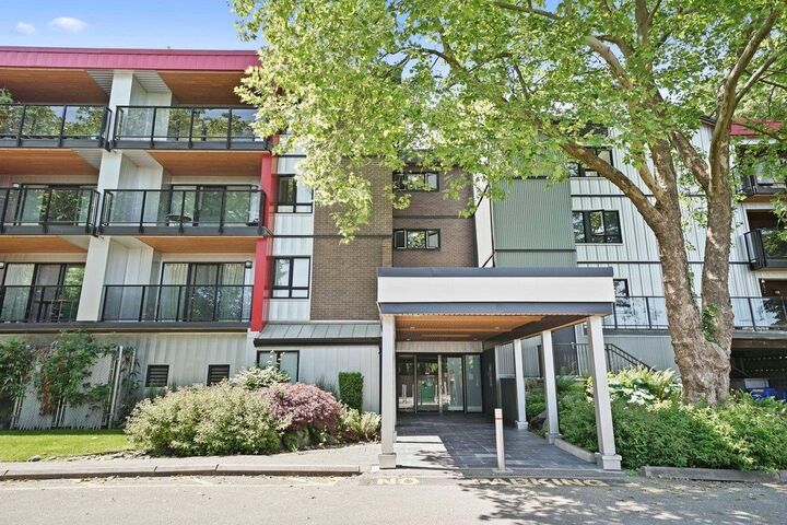 Property Photo:  11240 Daniels Road 312  BC V6X 1M6 