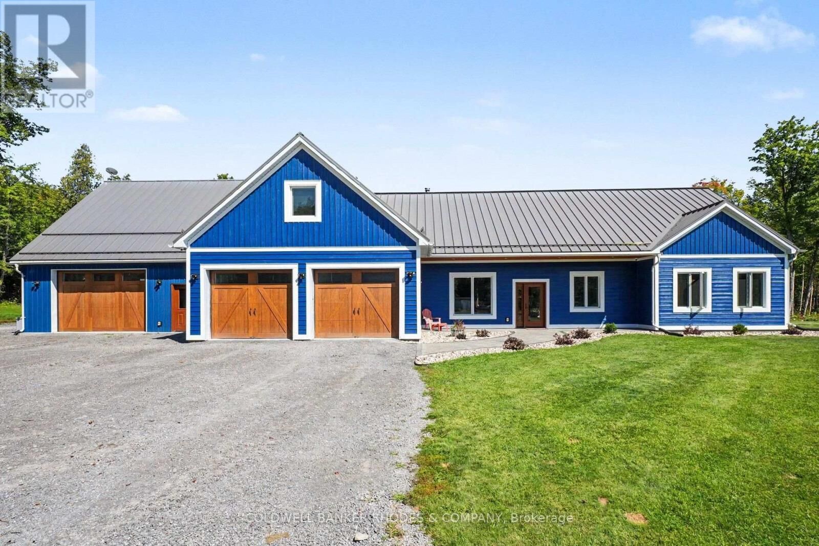 Property Photo:  780 McKenzie Avenue  ON K7S 3G9 