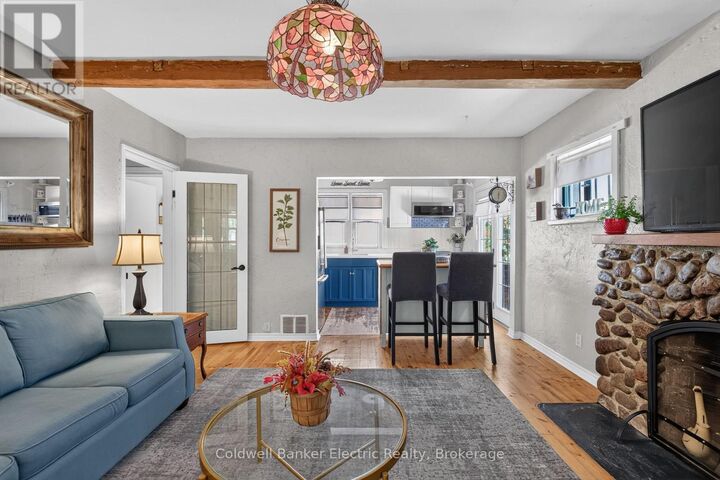 Property Photo:  603 Ludgate Street  ON K9H 2B9 