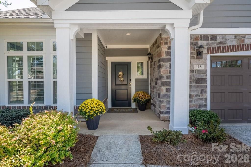 Property Photo: 118 Mercyview Lane NC 28117