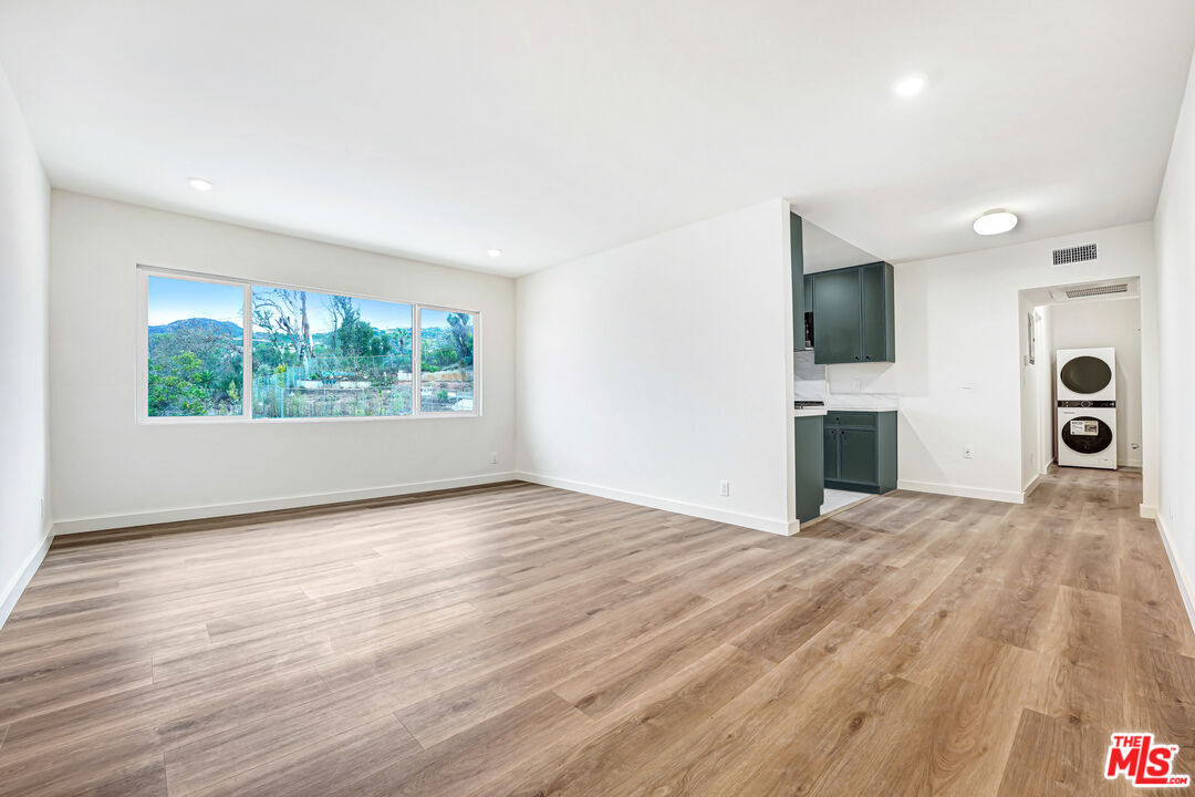 Property Photo: 16185 W Sunset Blvd, Unit 9 CA 90272
