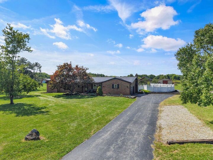 Property Photo:  6179 Gay Road  OH 43146 