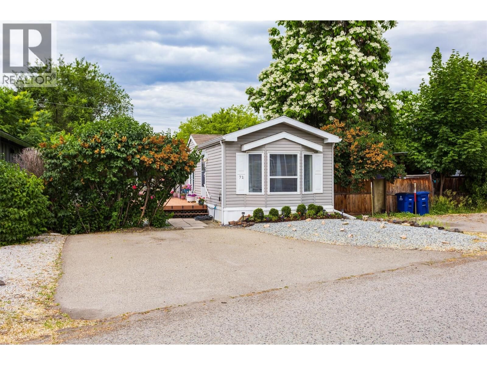 Property Photo:  2035 Boucherie Road 71  BC V4T 1Z8 