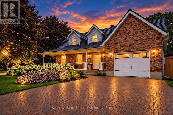 Property Photo:  300 4th Avenue West  ON N4K 4V2 