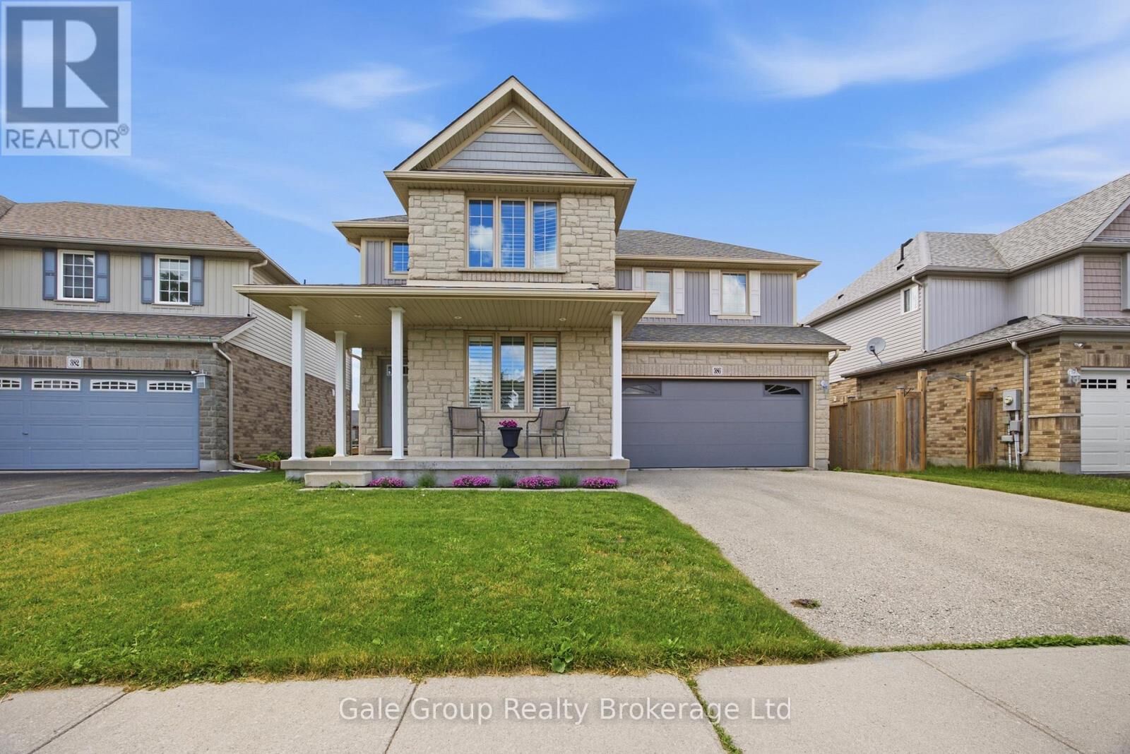 Property Photo: 386 Fairway Road ON N4T 0E1
