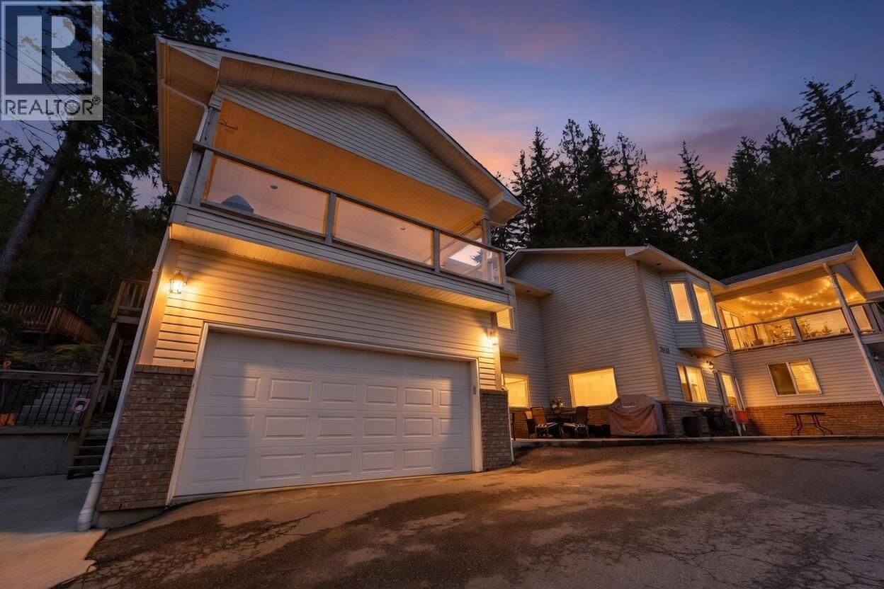 Property Photo:  3610 Eagle Bay Road  BC V0E 1T0 