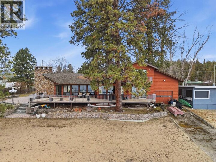 Property Photo:  4128 Express Point Crescent  BC V0E 1M5 