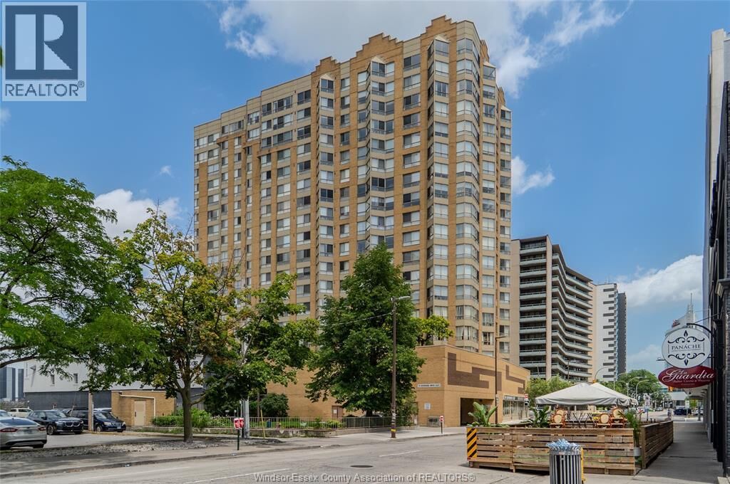 Property Photo:  75 Riverside Drive East 1609  ON N9A 7C4 