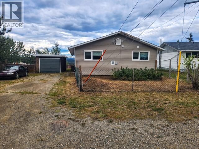 Property Photo:  26 Ogilvie Cres  YT Y0B 1K0 