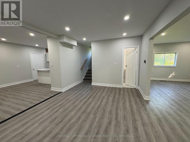 Property Photo:  13875 Dorchester Road  ON N0L 1B0 