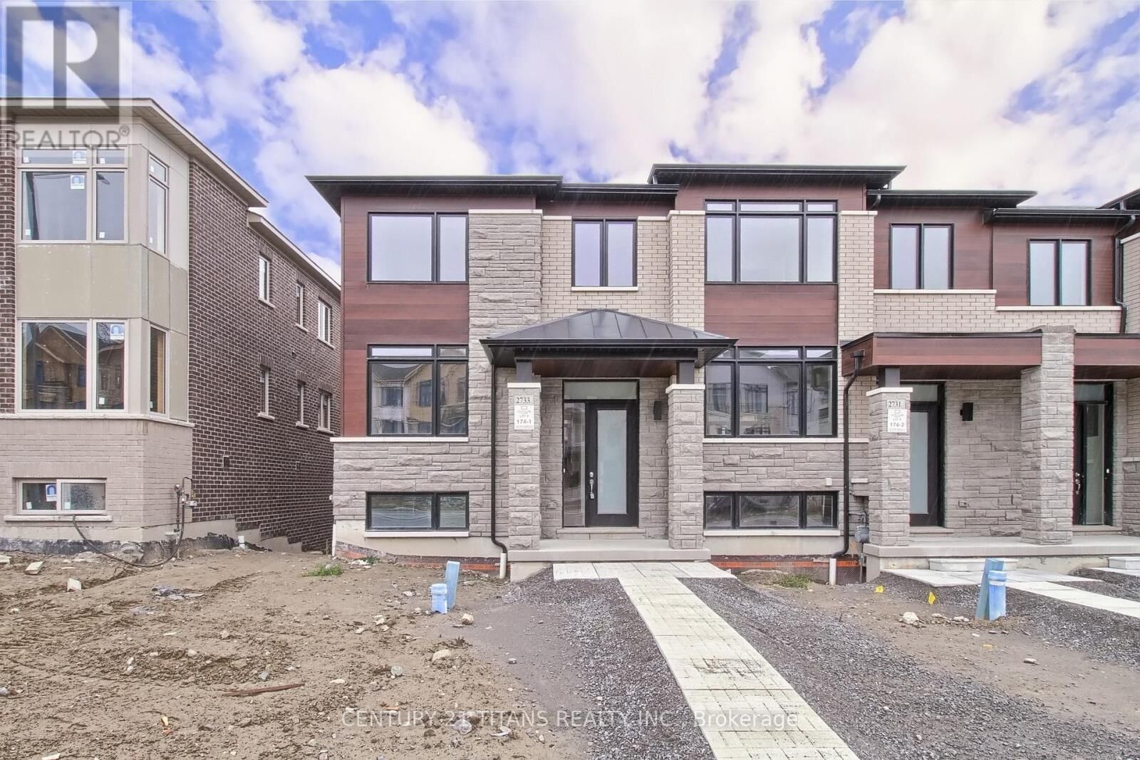 Property Photo: 2733 Peter Matthews Drive ON L1X 0M2