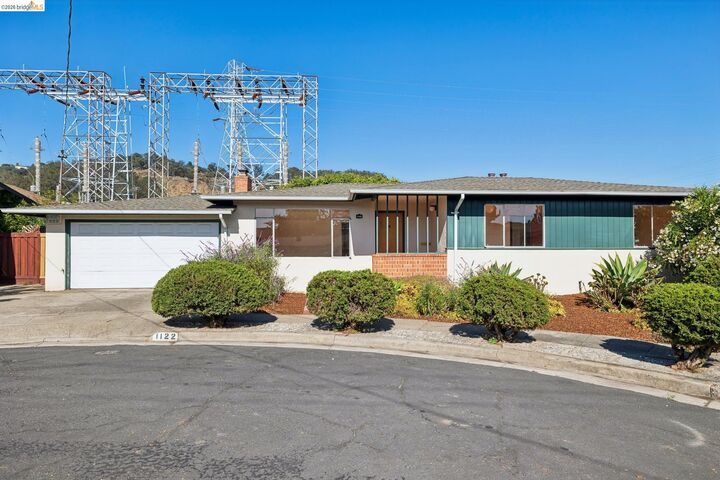 Property Photo:  1122 Norvell Ct  CA 94530 