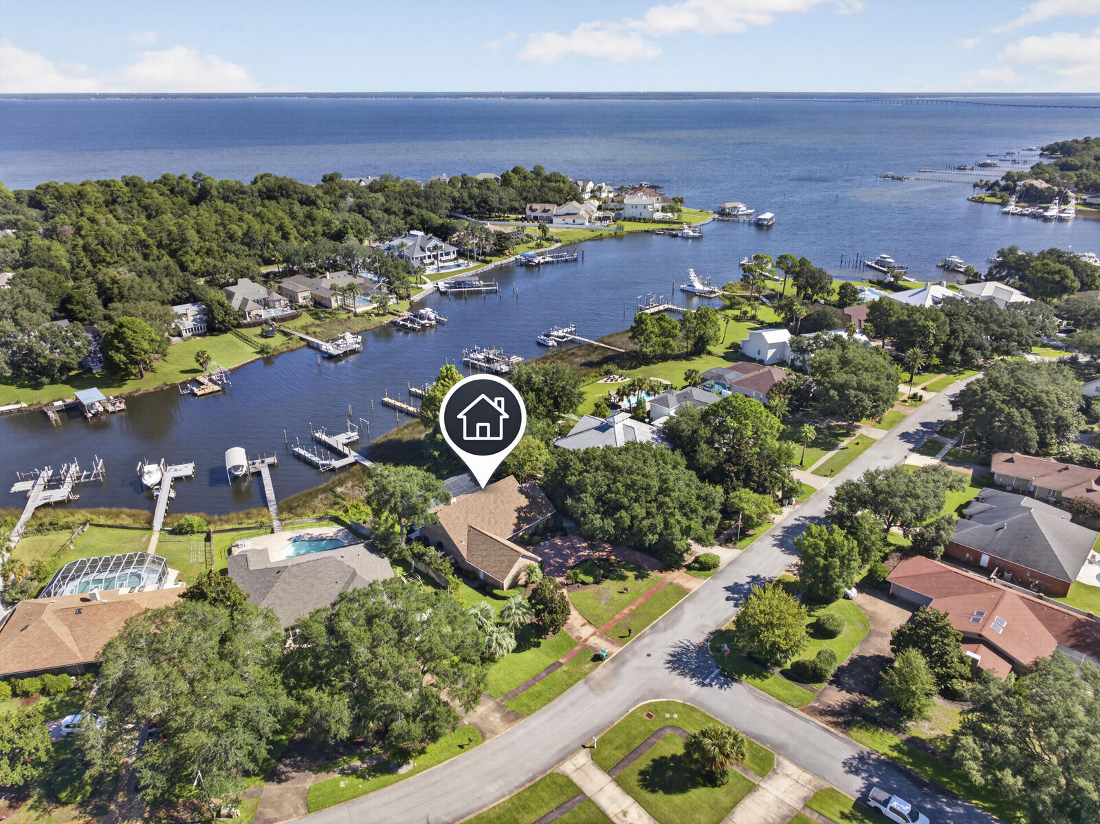 Property Photo: 136 Indian Bayou Drive FL 32541