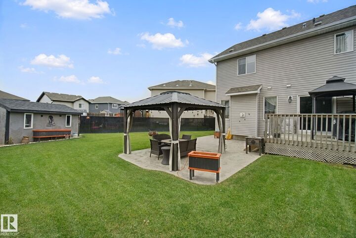 Property Photo:  130 Catalina Crest  AB T8L 0K6 