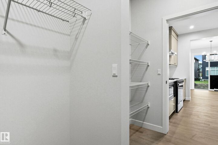 Property Photo:  2372 Muckleplum Way SW  AB T6X 3K1 