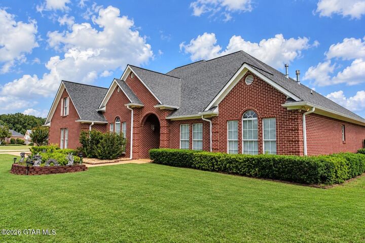 Property Photo: 104 Francis Lane MS 39759
