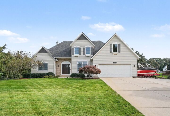 Property Photo: 9521 Ridgecrest Drive MI 49464