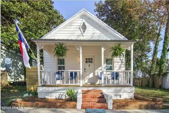 Property Photo:  911 Dock Street  NC 28401 