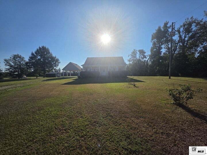 Property Photo:  511 Bee Bayou Road  LA 71269 