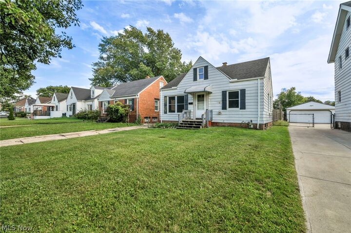 Property Photo:  13305 Highlandview Avenue  OH 44135 