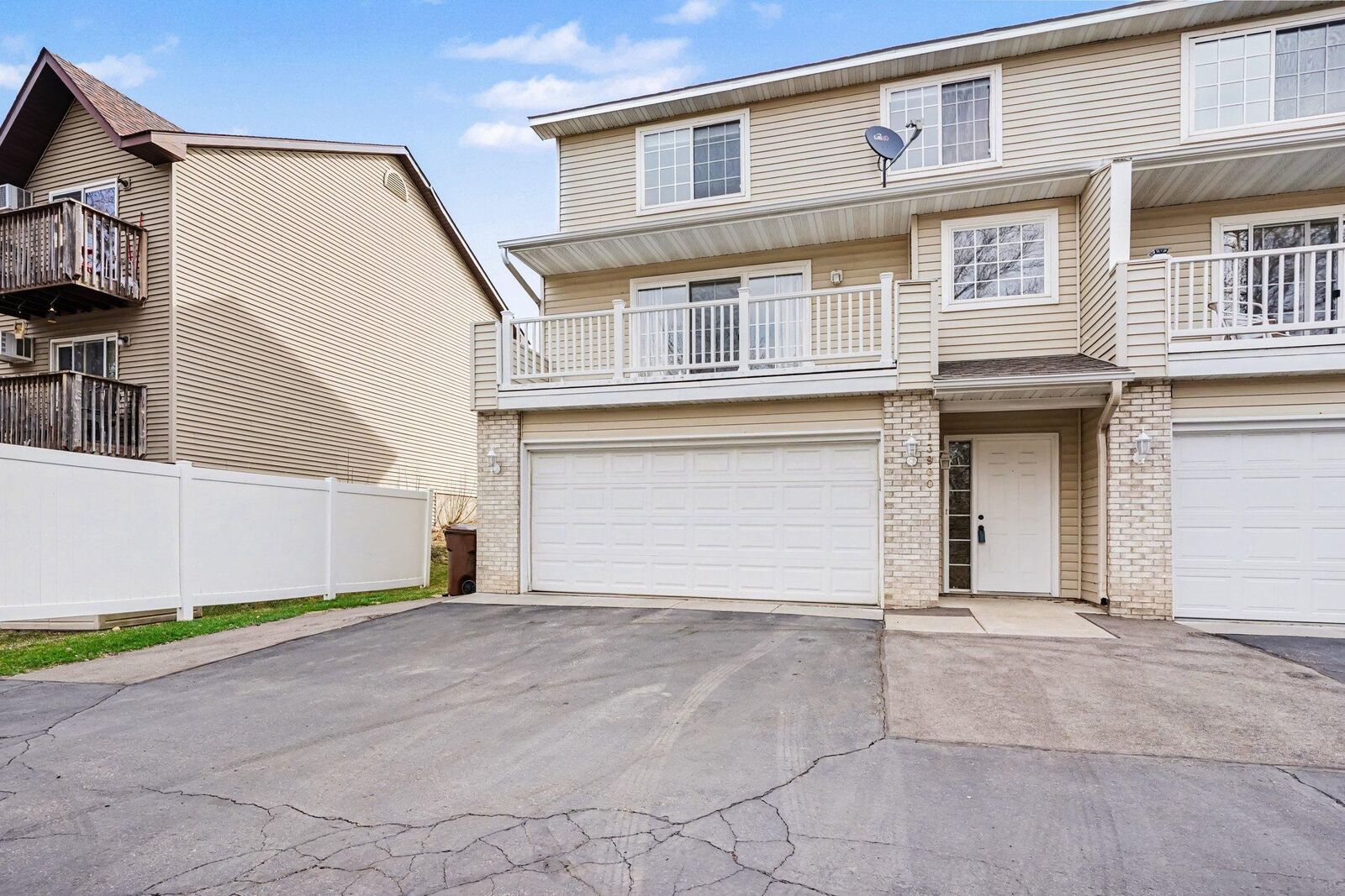 Property Photo: 13900 Glendale Trail MN 55378