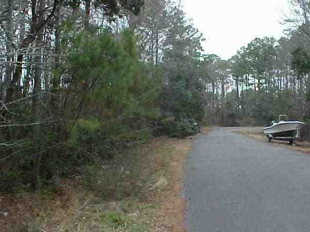 Property Photo:  107 Holly Court  NC 27954 