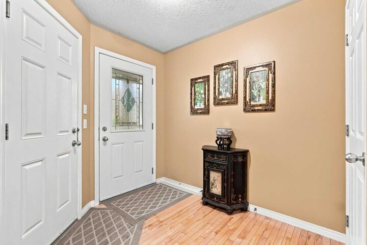 Property Photo:  345 Saddlecrest Way NE  AB T3J 5N6 