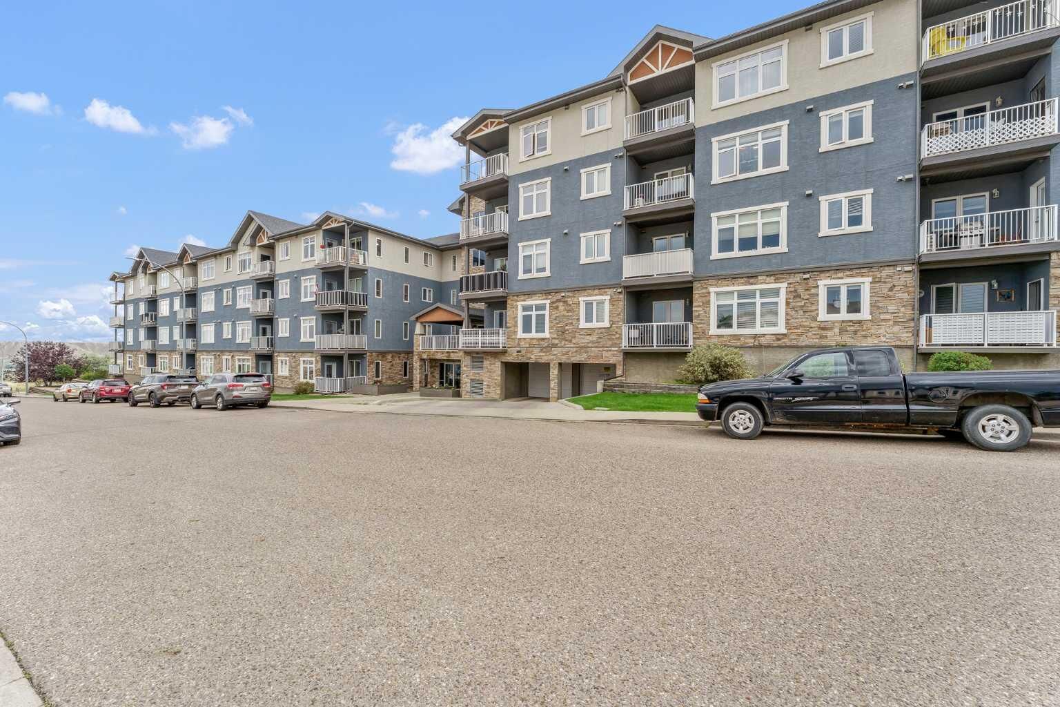 Property Photo:  19 Terrace View NE 317  AB T1C 0E8 