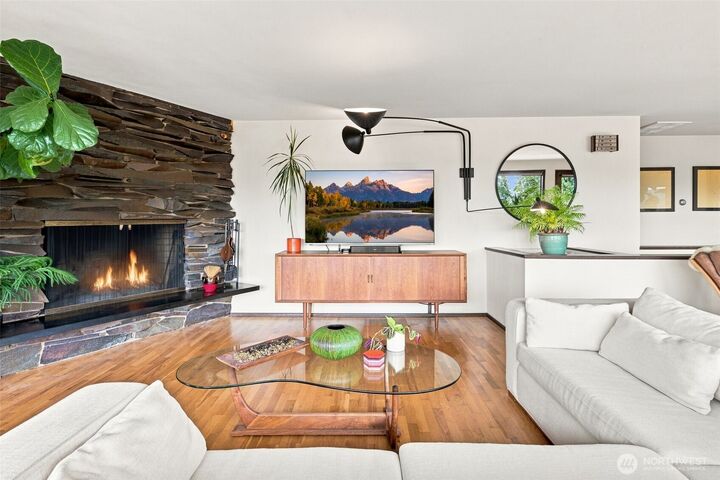 Property Photo:  7615 S 115th Street  WA 98178 