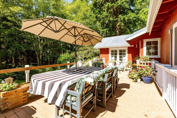 Property Photo:  3440  Shady Glen Lane  WA 98253 