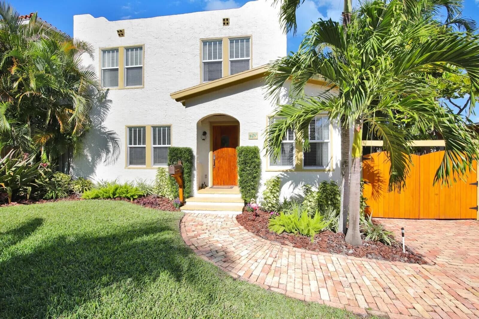 Property Photo:  607 Flamingo Drive  FL 33401 