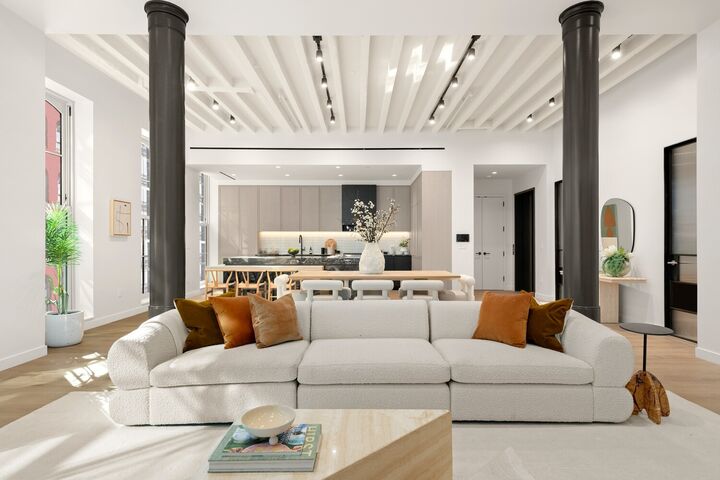 Property Photo:  62 Reade Street 5  NY 10007 