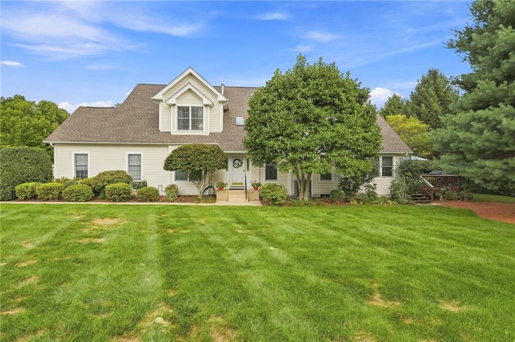 Property Photo:  45 Fieldstone Drive  RI 02818 