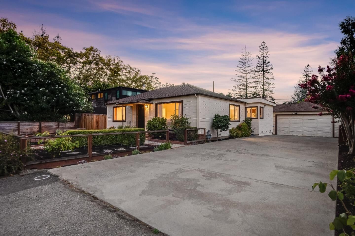 Property Photo: 794 Encina Grande Drive CA 94306