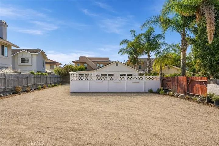 Property Photo: 345 N 4th CA 93433
