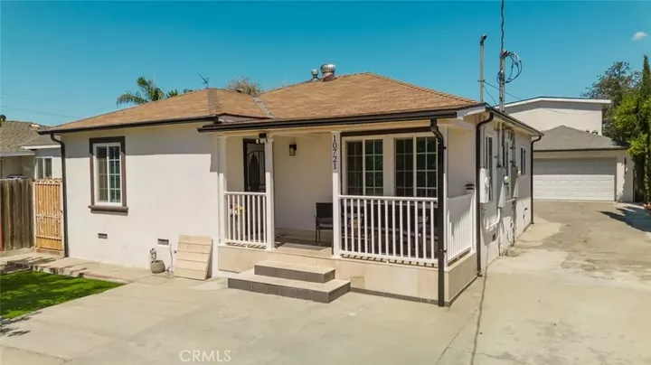 Property Photo:  10721 Crockett  CA 91352 