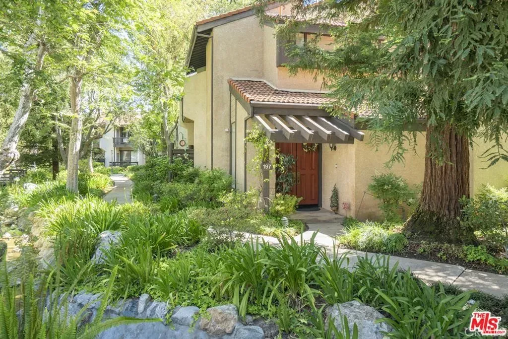 Property Photo: 21901 Burbank 197 CA 91367