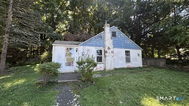 Property Photo:  