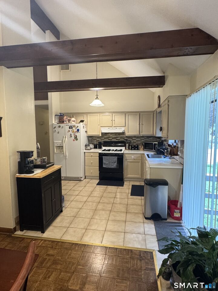 Property Photo:  223 River Road  CT 06484 