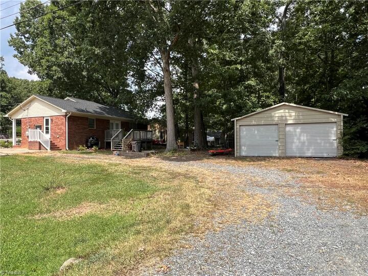 Property Photo:  611 Woodland Drive  NC 28138 