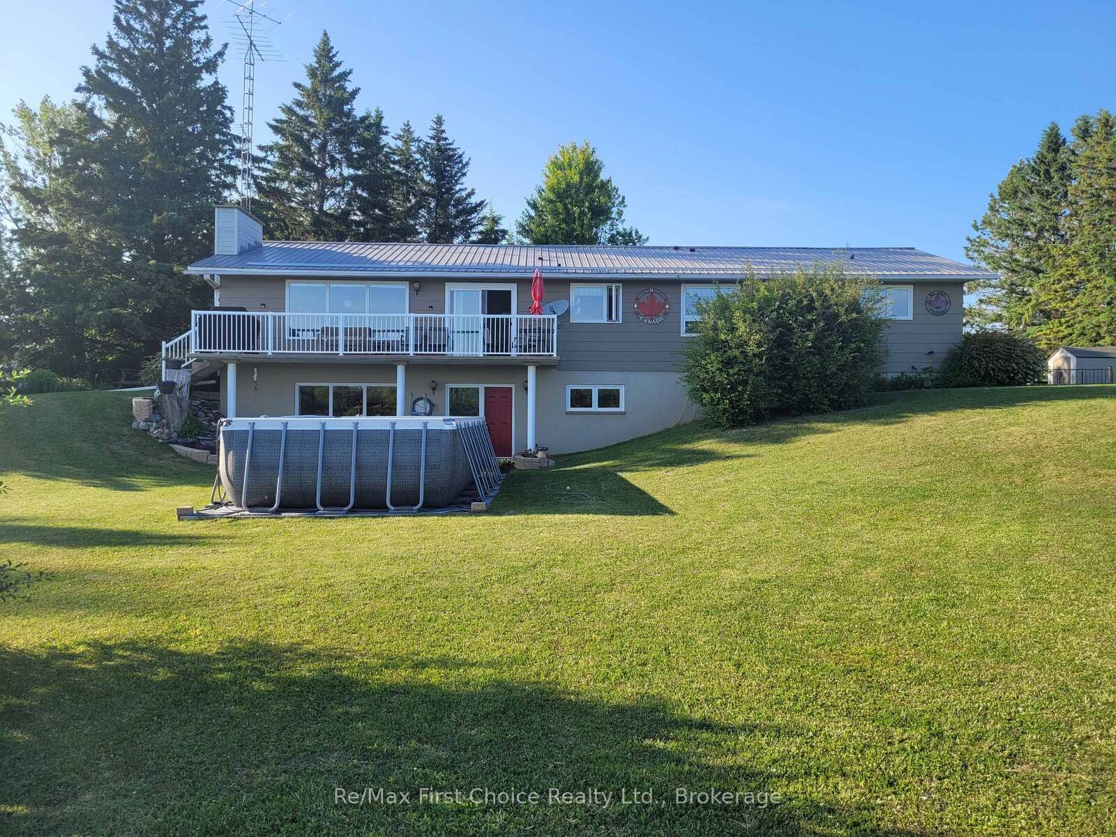 Property Photo:  602 River Avenue E  ON P0W 1L0 