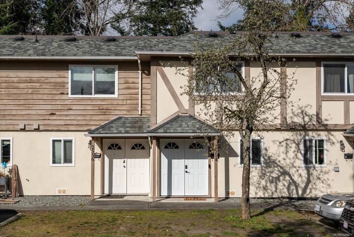 Property Photo:  2554 Highland Blvd  BC V9S 3N8 