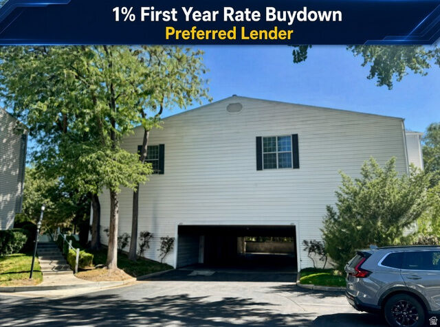 Property Photo: 677 E 4025 S G UT 84107