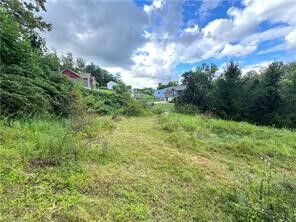 Property Photo:  182 Palm Court  PA 15644 