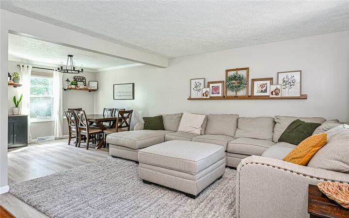 Property Photo:  3523 Woodlake Dr  PA 15101 