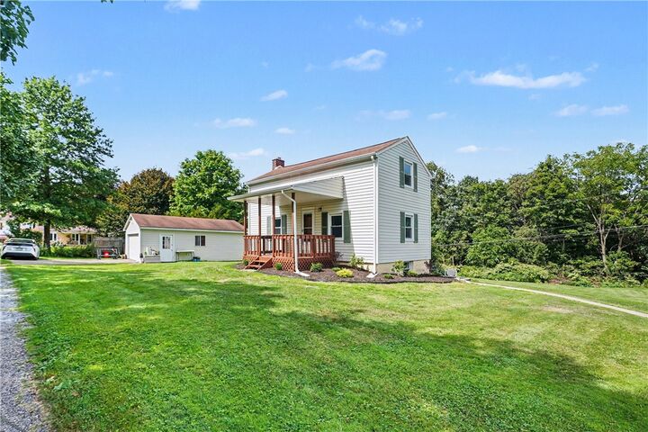 Property Photo: 1478 Spring Run Road Ext PA 15108