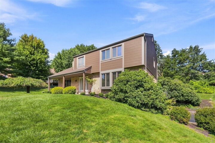 Property Photo: 6103 Berkshire Ct PA 15090
