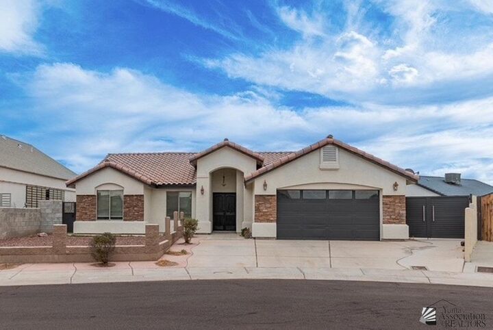 Property Photo: 383 N Bernal Dr AZ 85336