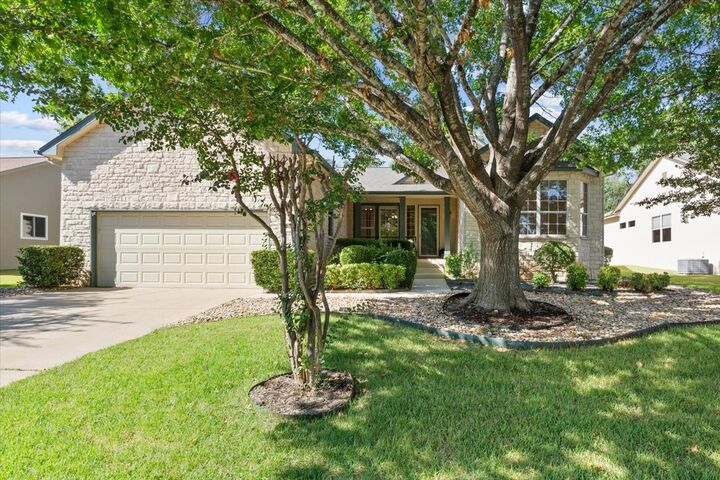 Property Photo:  120 Mountain Laurel Way  TX 78633 